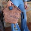 The Ranch House Double J - Las Cruces Brown Bolsa Bag Accessories 2 The Ranch House Double J - Las Cruces Brown Bolsa Bag Accessories