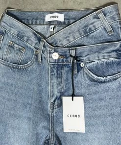 Ceros Criss Cross Boyfriend Jean Women