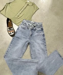 Ceros Criss Cross Boyfriend Jean Women