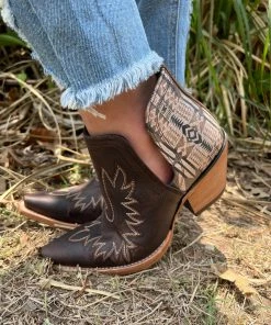 Ariat Dixon Pendleton In Weathered Chestnut/Fire Legend Women
