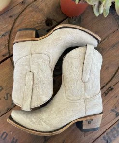 Women Lane Lexington Bootie