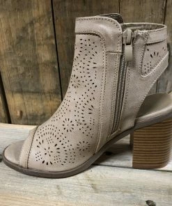 The Ranch House Taupe Bertha