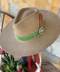 The Ranch House Charlie 1 Horse - Hippie