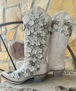 The Ranch House Collections Corral Flower Of Love Boots