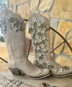 The Ranch House Collections Corral Flower Of Love Boots