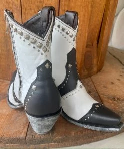 The Ranch House Collections Old Gringo Natasha Bootie