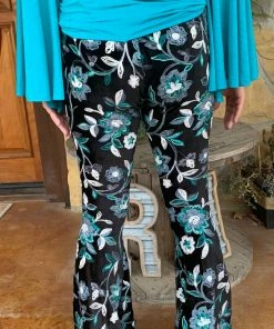 The Ranch House Sale Silverado Velvet Flower Child Blue Bell Bottoms 8 The Ranch House Sale Silverado Velvet Flower Child Blue Bell Bottoms