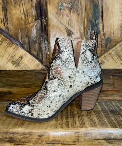 Very Volatile Shoes Snakin' Around Booties