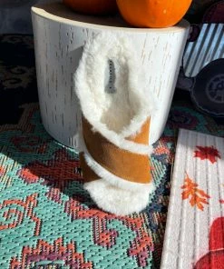 Very Volatile Slippery Dippery Slippers