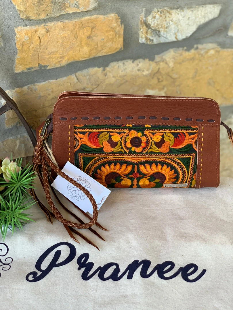 The Ranch House Pranee Carson Wallet Accessories 4 The Ranch House Pranee Carson Wallet Accessories