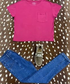 Ariat Wild West Rodeo Show Cropped Tee Tops