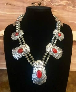 The Ranch House Jewelry The Valeria Necklace