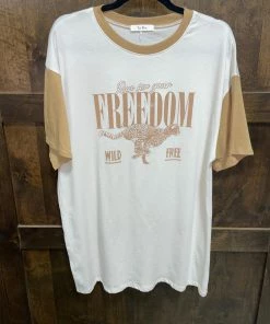 Tris Bien Women All The Good Vibes T-Shirt Collection