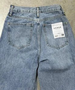 Ceros Criss Cross Boyfriend Jean Women