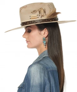 The Ranch House Double D Making Horse Medicine Hat Collections