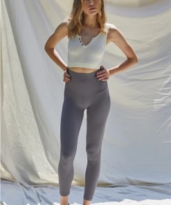 The Ranch House Tops Seamless Crop Tank