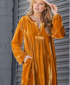 EASEL Classic Velvet Tunic Dress