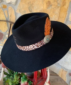 The Ranch House Charlie 1 Horse - Heatseeker Black Hats