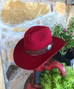 The Ranch House Charlie 1 Horse - Chief Hat In Red 8 The Ranch House Charlie 1 Horse - Chief Hat In Red