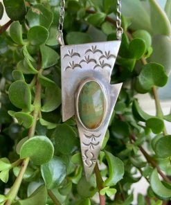 First American Traders Thunderstruck Necklace Collection Accessories