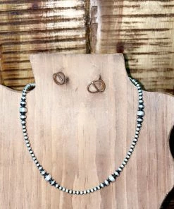 Sun West Big Little Navajo Pearl Necklace