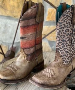 The Ranch House Women Ariat Circuit Savannah Serape Boot