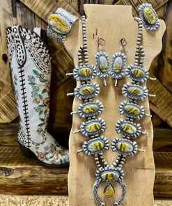 The Ranch House Yellowstone Bumblebee Squash Sets