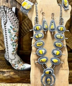 The Ranch House Yellowstone Bumblebee Squash Sets